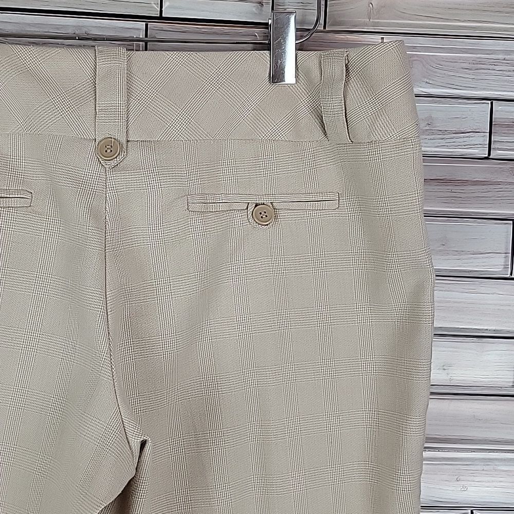 Studio Y capris pants Size 9 - Picture 7 of 11